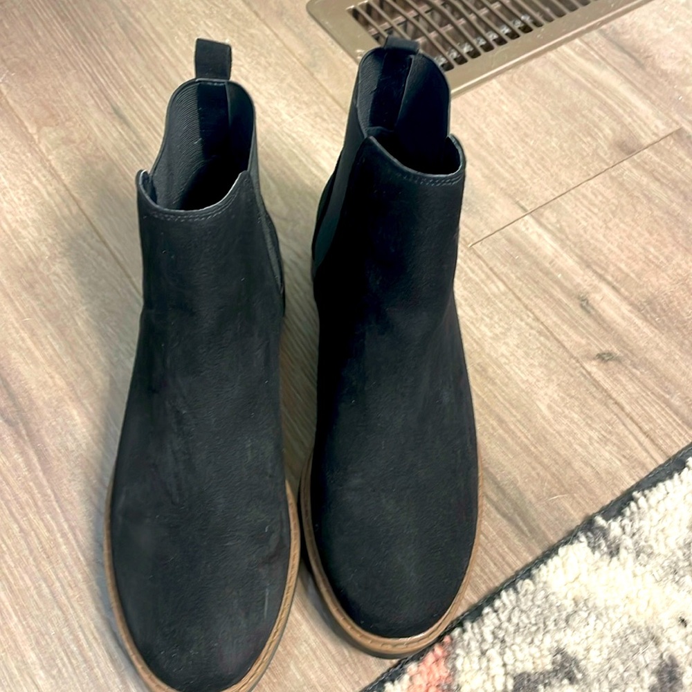 Esprit Ankle Black Chunky Winter Boots.
